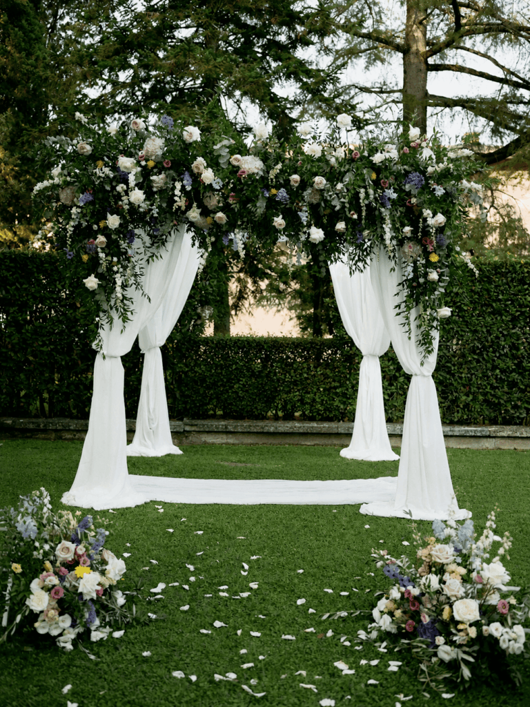 Jewish-wedding-in-italy-chuppah-jewish-wedding- (1)